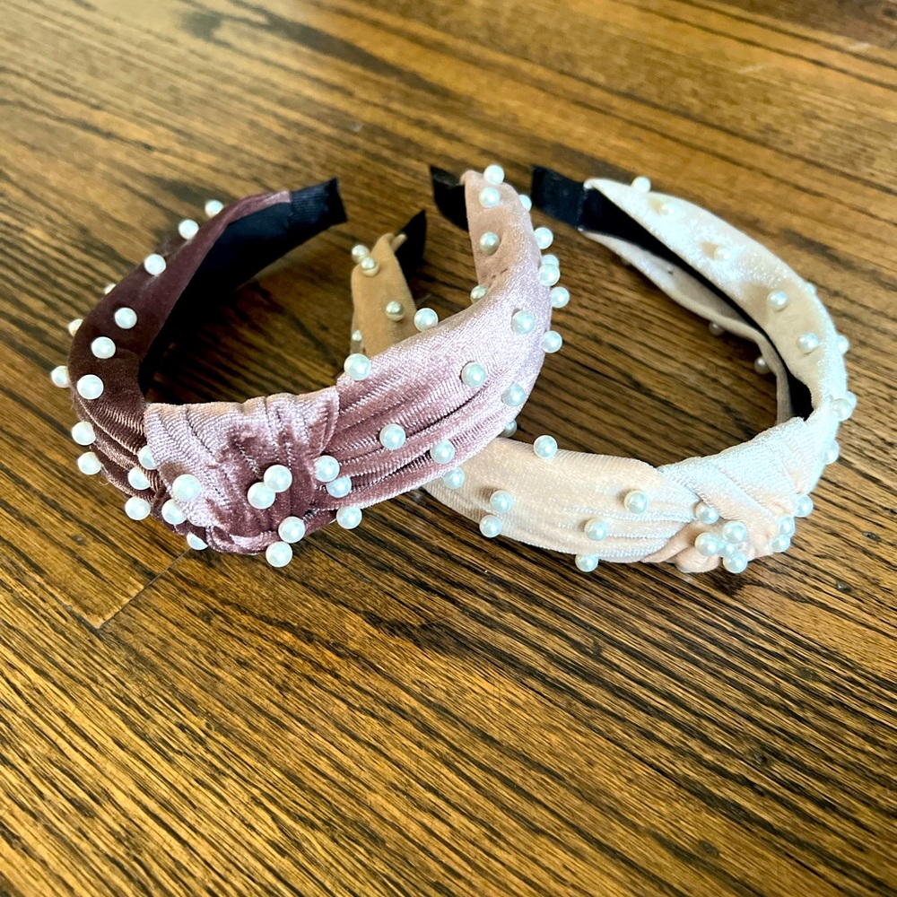 Set of 2 pearl velvet headbands. New without tags